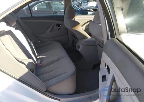 2007 Toyota Camry Le z USA, uszkodzony, nr VIN 4T1BE46K77U617114